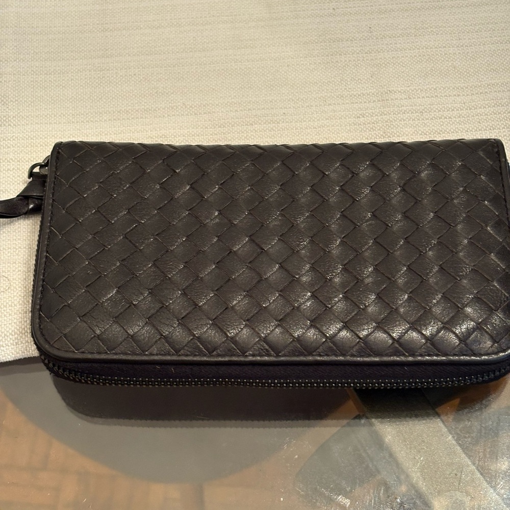 Bottega Veneta Interratio zippy Black Woven Leather Wallet box not included - Picture 13 of 15